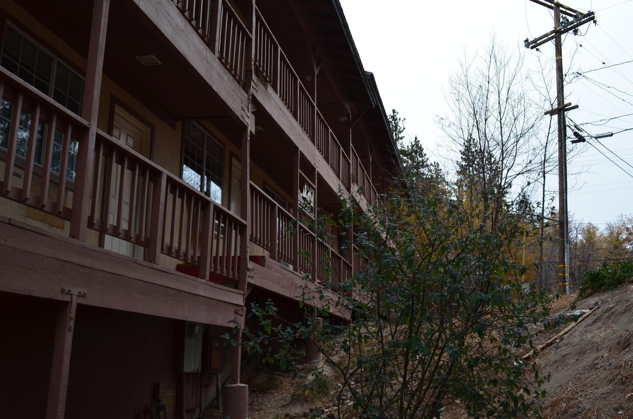 Deep Creek Motel Running Springs Eksteriør billede
